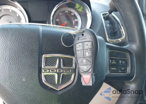 2012 Dodge Grand Caravan Sxt из США, поврежденный, VIN 2C4RDGCGXCR296037